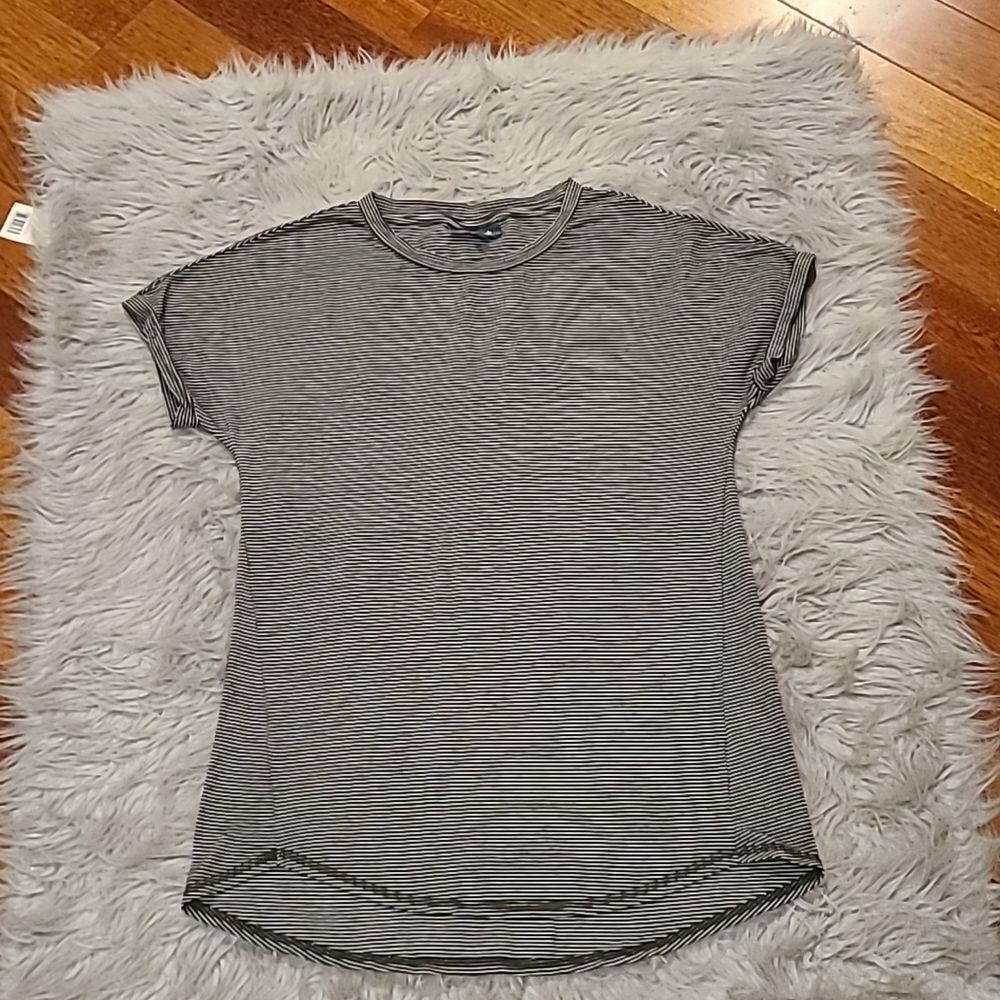 Modcloth dark green ansmd white stripped flowy tshirt size small